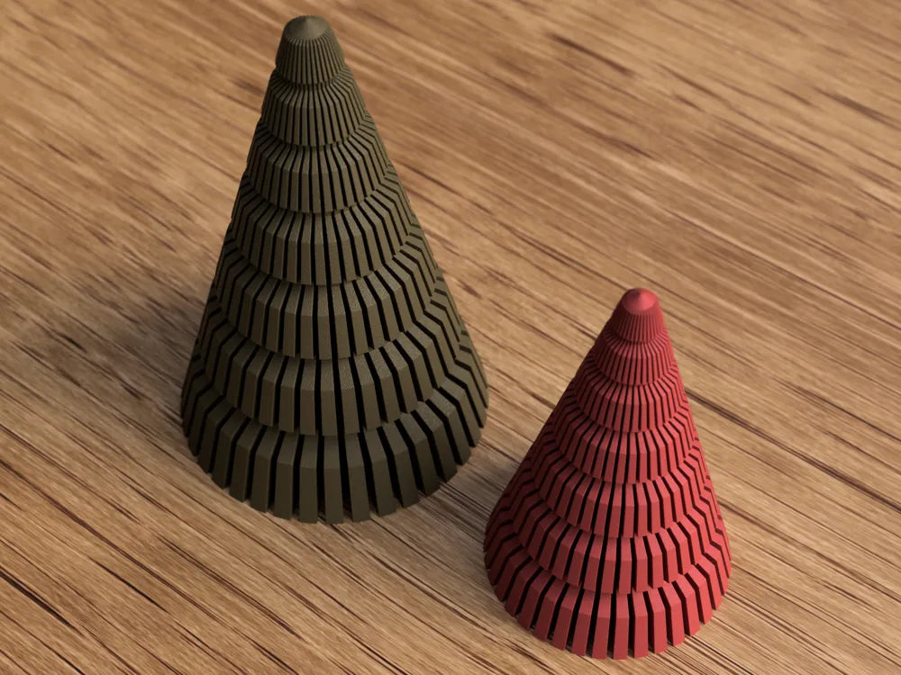 Nordic Fir™ juletræ fra NorthLayer, dekorativt miniature juletræ med grønne grene og pyntelige nåle.